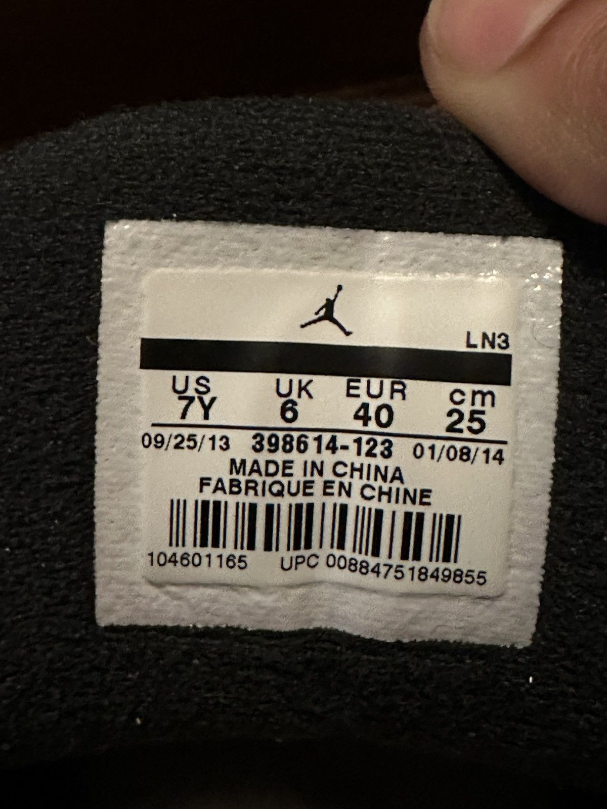 SIZE 7 - Air Jordan Retro 3 Infrared