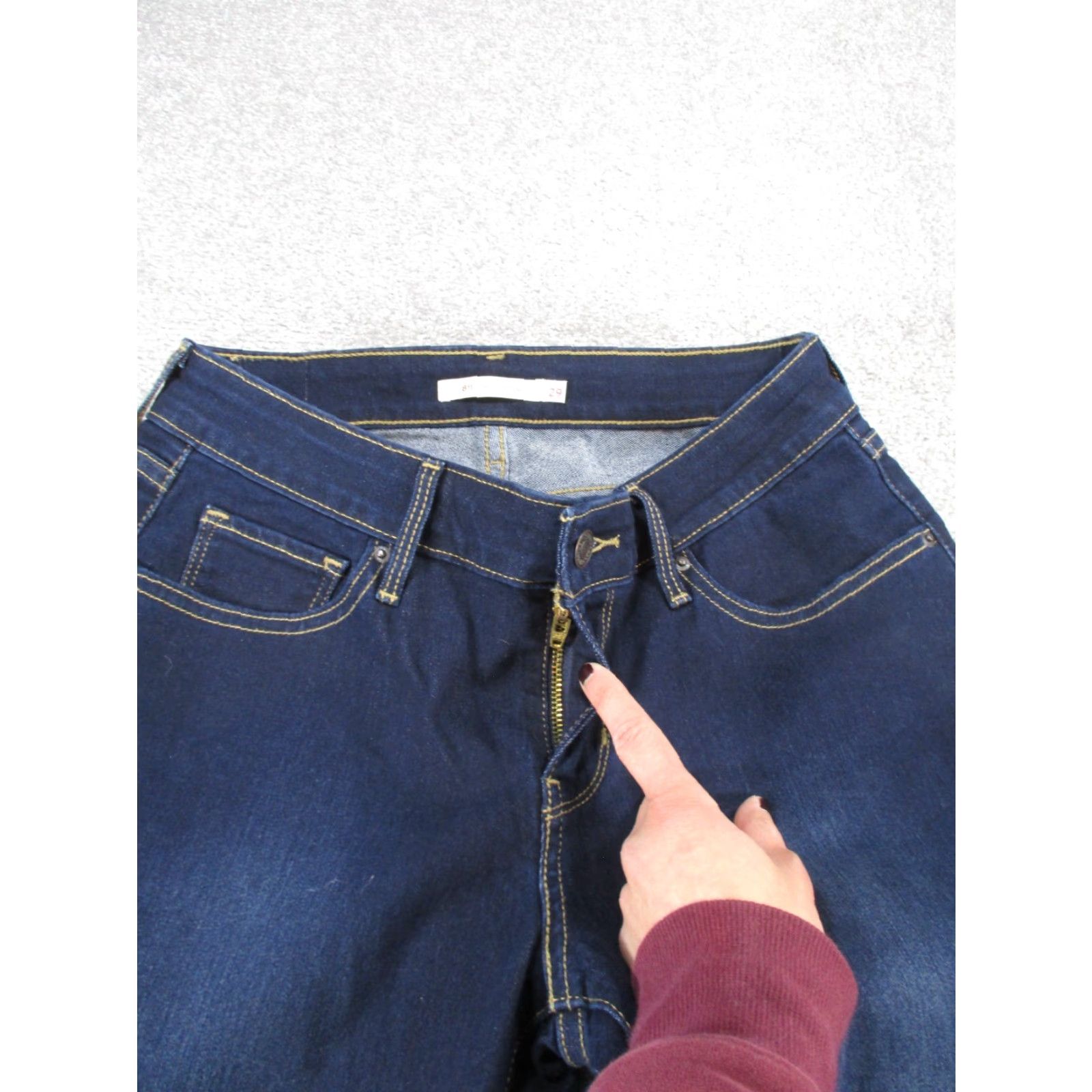 Levi's Levi's 811 Jeans Womens 29 Dark Wash Denim Curvy Skinny Size 29" - 4 Thumbnail