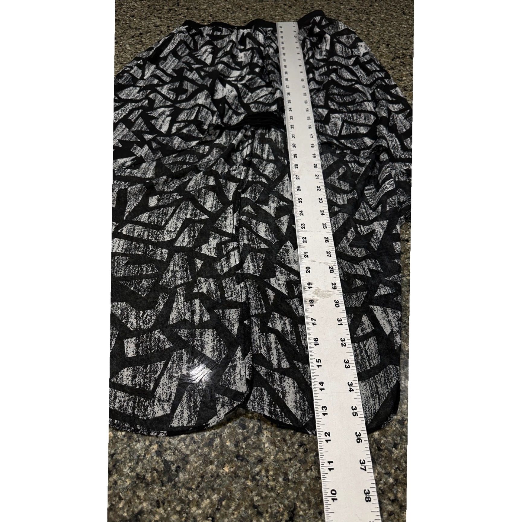 Vintage VINTAGE Brat Star Y2K Skirt XL Black Gray Sheer High Low A-Line Women Skirt Casual 2000s Geometric XL Womens Size 40" / US 18 - 5 Thumbnail