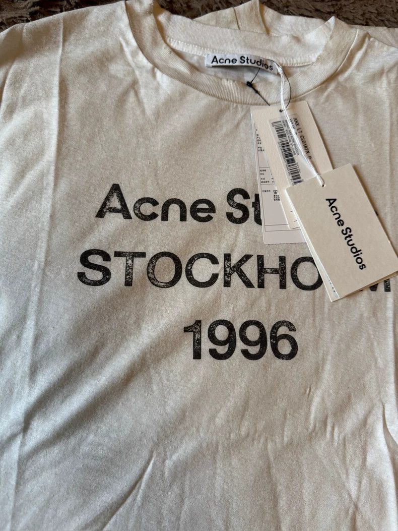 Acne Studios Acne Studios White letter long-sleeved shirt Size US S / EU 44-46 / 1 - 8 Thumbnail