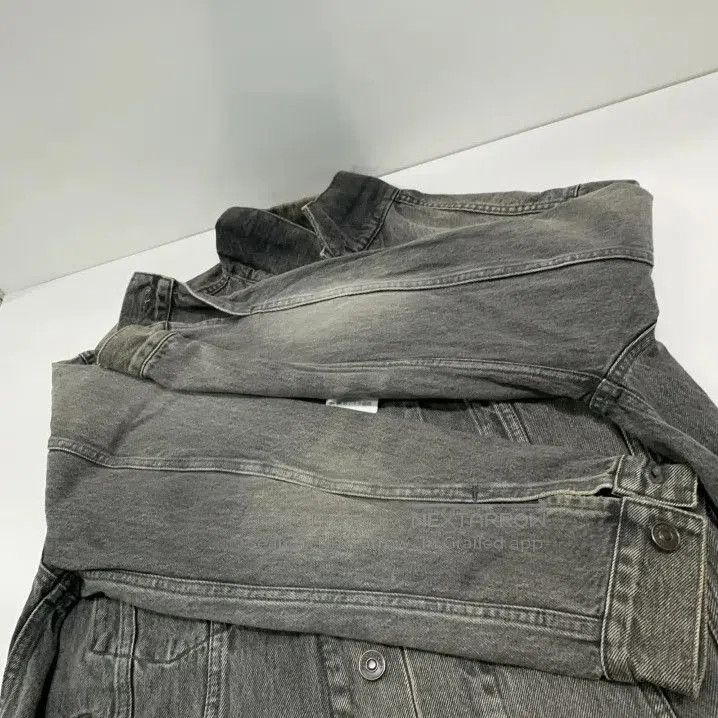 Balenciaga Balenciaga Men’s Vintage Wash Denim Jacket. Size US L / EU 52-54 / 3 - 4 Thumbnail