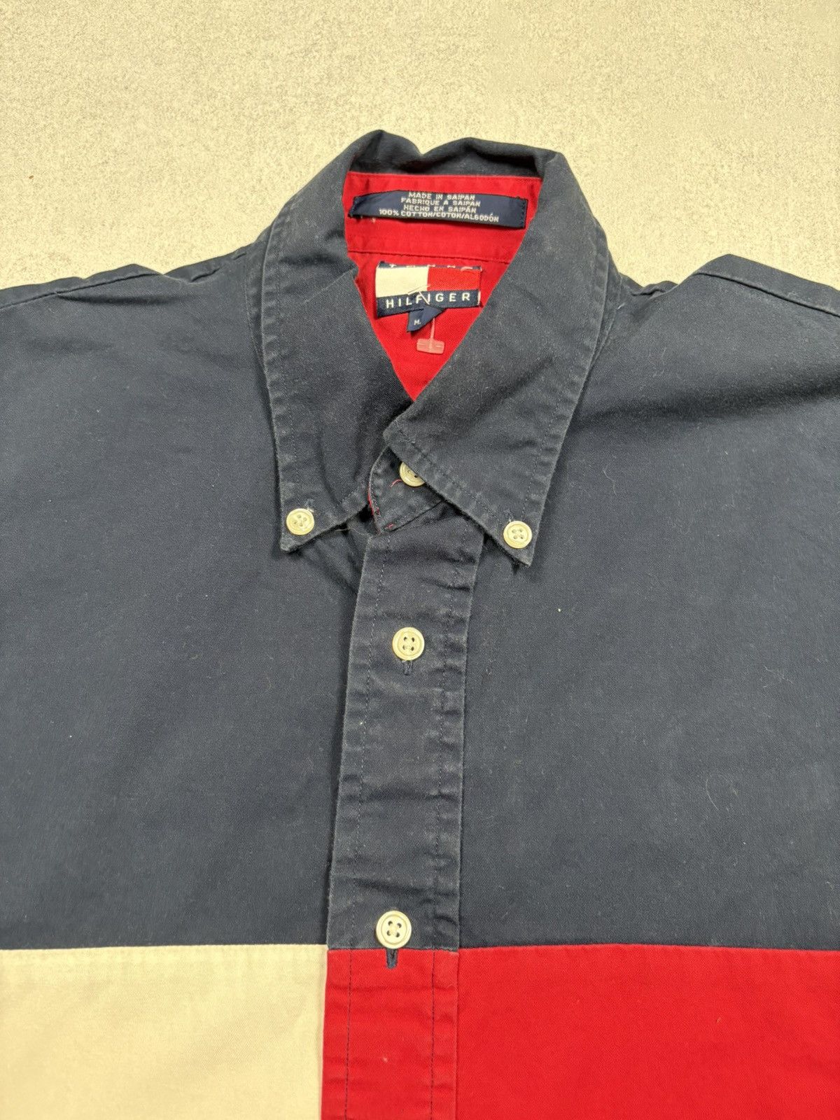 Tommy Hilfiger Vintage Tommy Hilfiger Big Flag Block 90s Shirt Saipan M Y2K Size US M / EU 48-50 / 2 - 18 Thumbnail