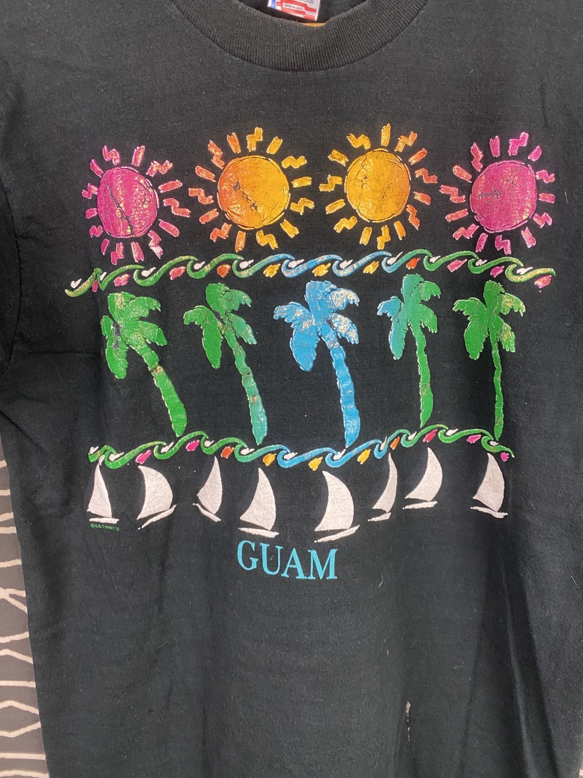 Vintage Vintage Hawaii Guam Tee Size US M / EU 48-50 / 2 - 3 Thumbnail