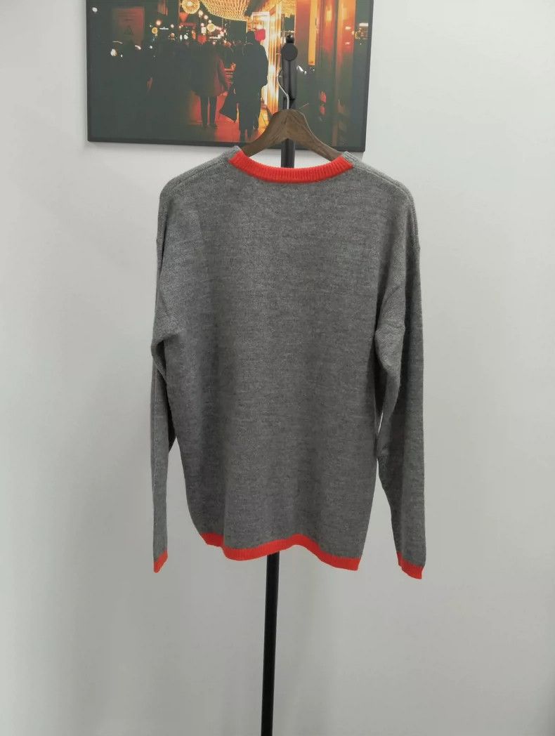 Loewe LOEWE Gray Logo embroidered small round neck wool sweater Size L / US 10 / IT 46 - 2 Thumbnail