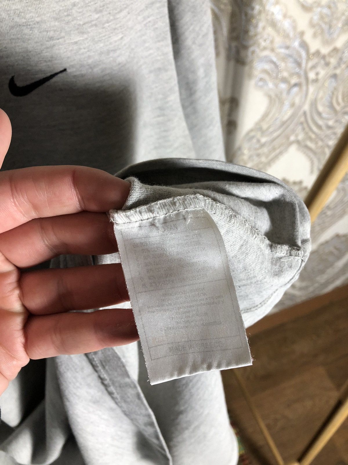 Nike VINTAGE NIKE RETRO T-SHIRT CASUAL DESIGNER SWOOSH Y2K 90s Size US M / EU 48-50 / 2 - 5 Thumbnail
