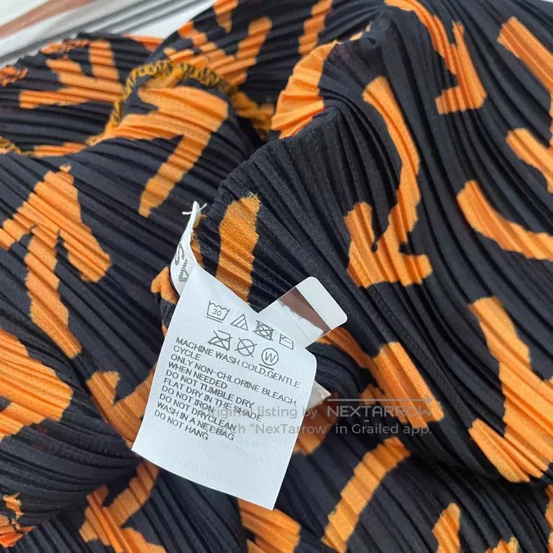 Issey Miyake Issey Miyake Arrow Top Size L / US 10 / IT 46 - 3 Thumbnail