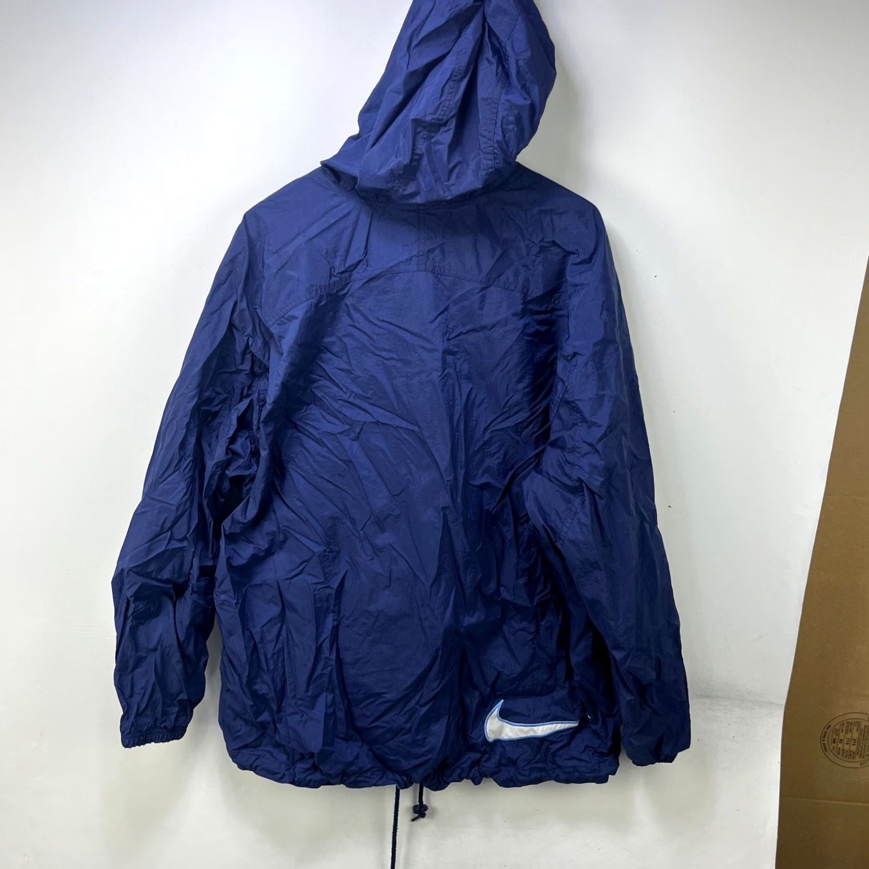 Nike Vintage Nike Windbreaker Jacket 2XL Hooded Satin Nylon Logo Embroidered 90s Outdoor Men XS? Size US XXL / EU 58 / 5 - 3 Thumbnail