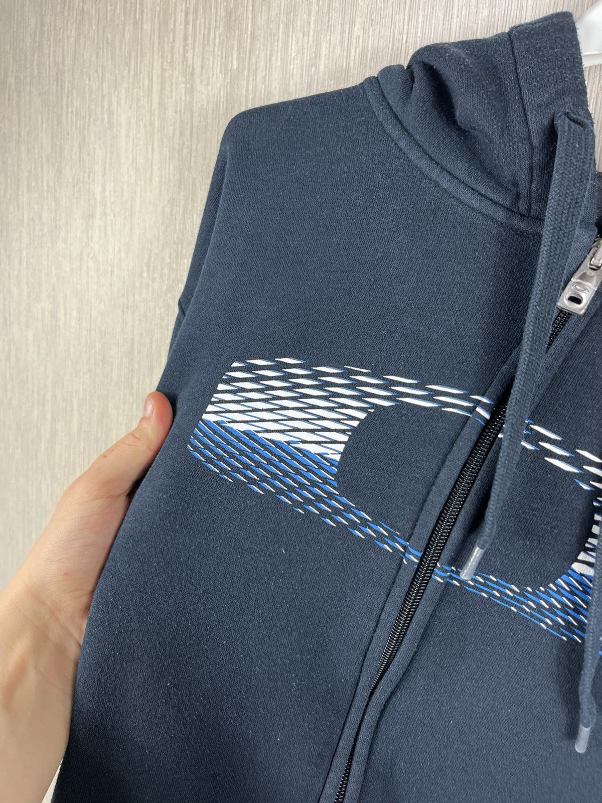 Oakley × Vintage Vintage Oakley y2k zip hoodie sweatshirt big logo elipse Size US L / EU 52-54 / 3 - 12 Thumbnail