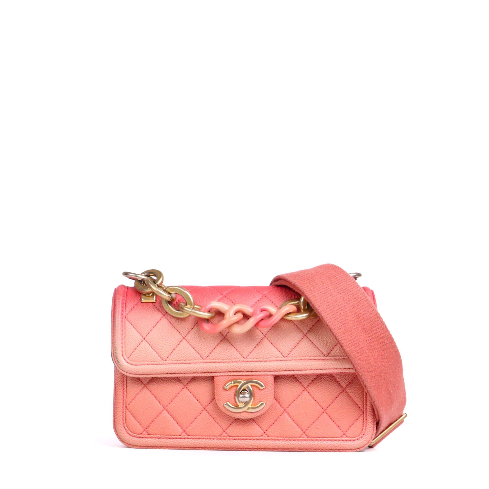 Chanel CHANEL - Chanel Sunset On The Sea shoulder bag in pink caviar leather Size ONE SIZE - 1 Thumbnail