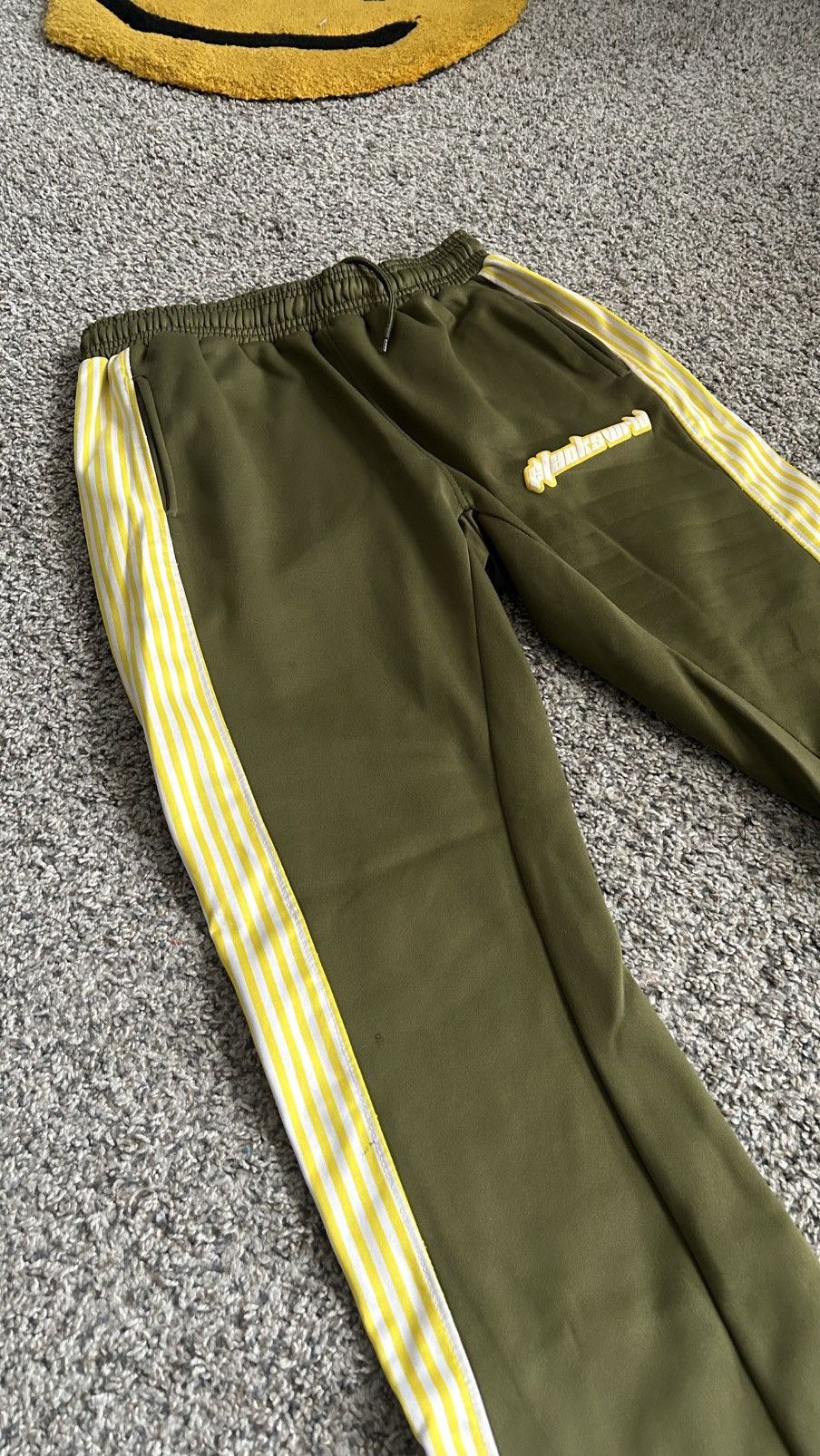 Other Green Stacks WRLD Sweatpants Size US 31 - 2 Thumbnail