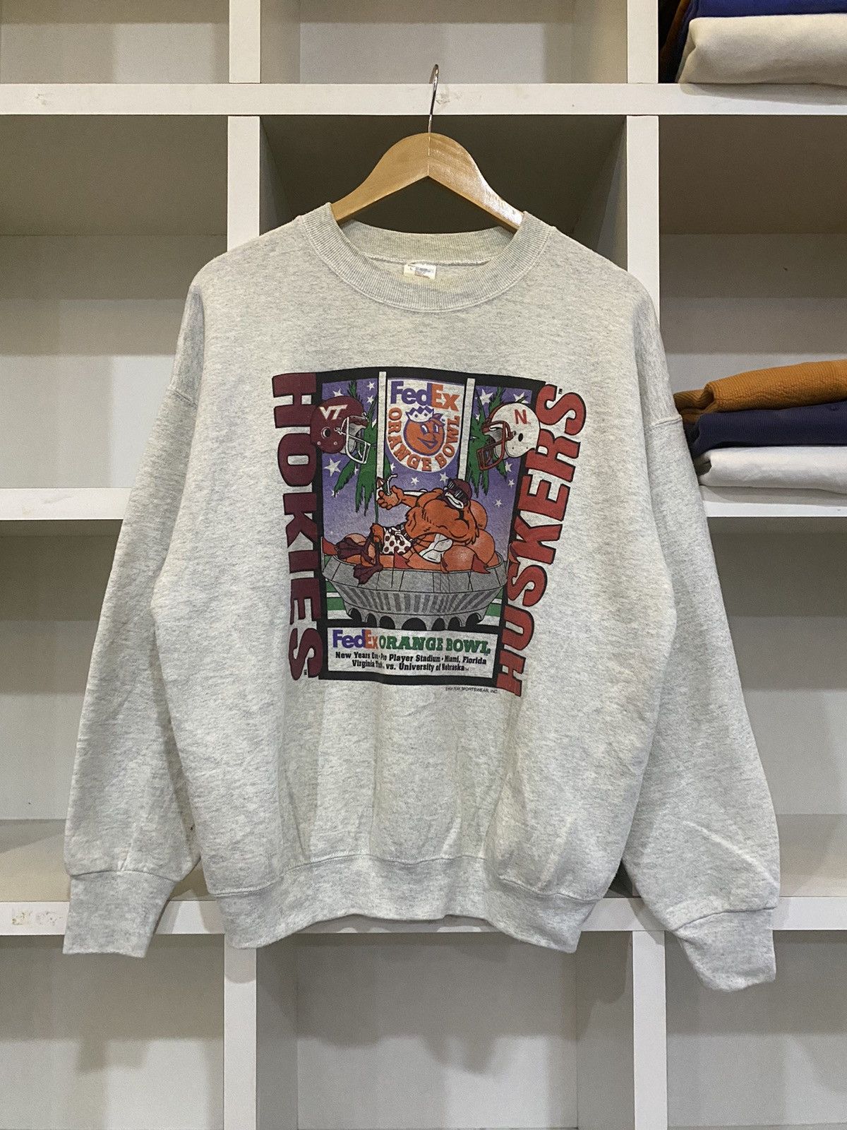 Vintage Vintage Fedex Orange Bowl Sweatshirt Size US S / EU 44-46 / 1 - 1 Thumbnail