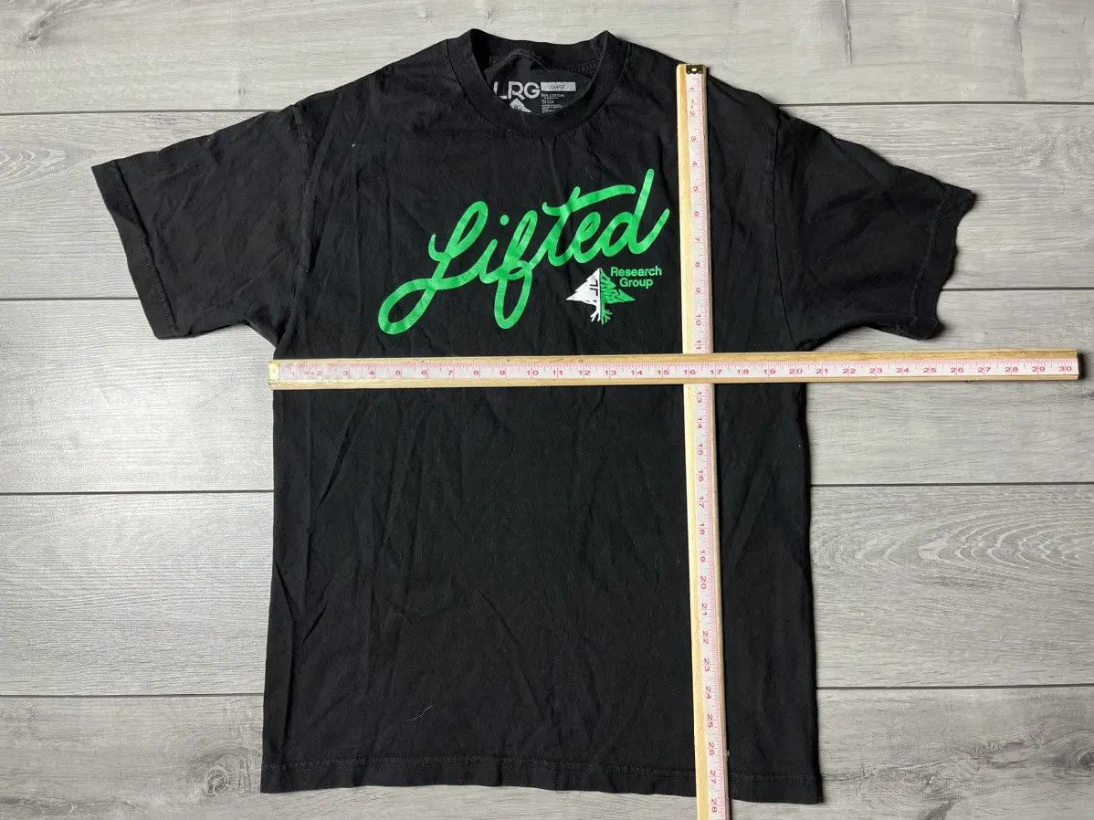 LRG LRG T-shirt vintage lifted size Large Size US L / EU 52-54 / 3 - 5 Thumbnail