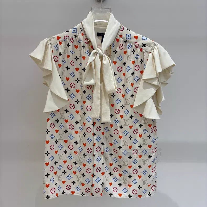 Louis Vuitton Louis Vuitton Mulberry Silk Love Old Flower Full Print Sho Size XS / US 0-2 / IT 36-38 - 1 Thumbnail