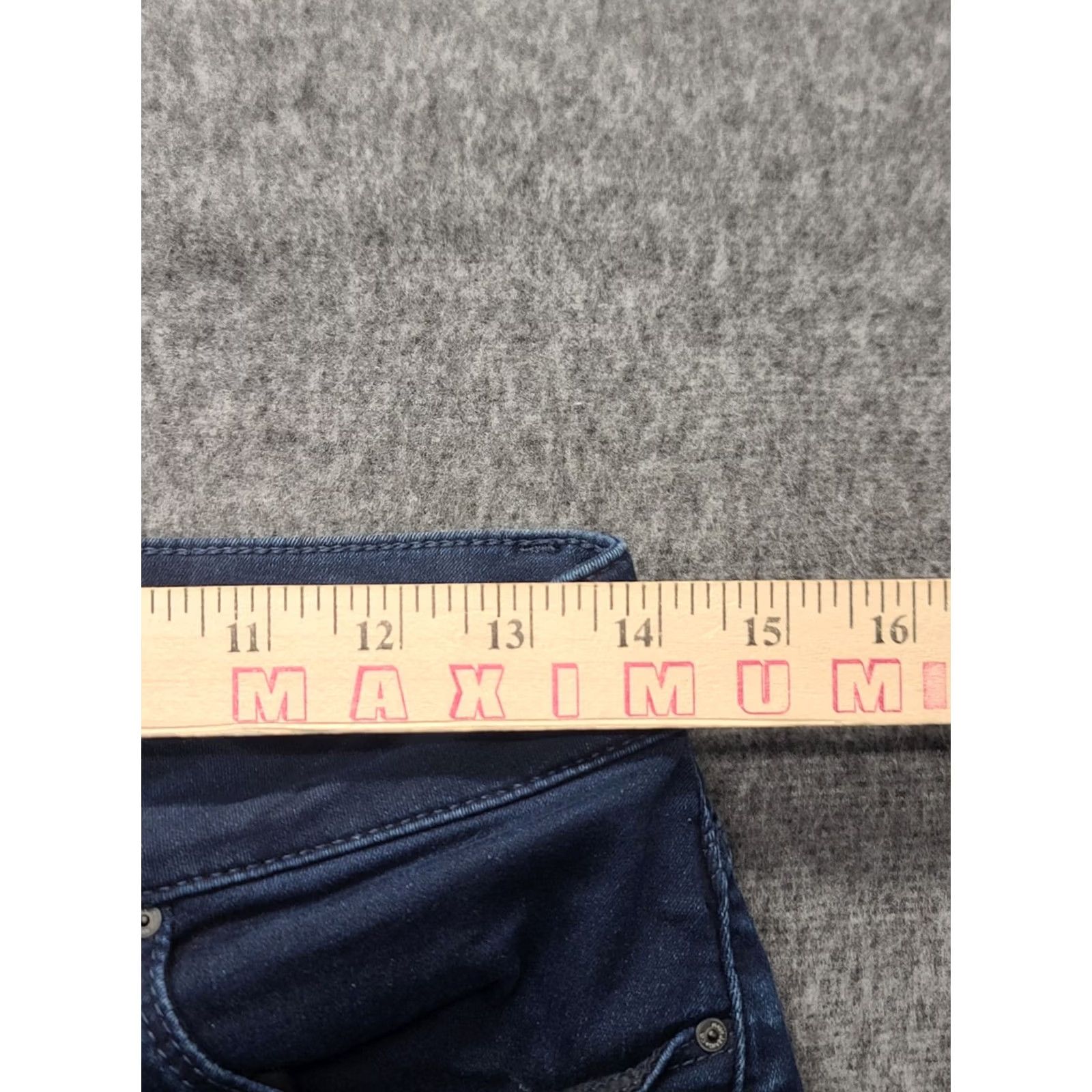 Mavi Mavi Jeans Womens 8 Skinny Fit Mid Rise Distressed Indigo Wash 28x28 Alexa Skinny Jeans Women Size 8 Slim Denim City Metal Preppy N/A Size 30" / US 8 / IT 44 - 4 Thumbnail