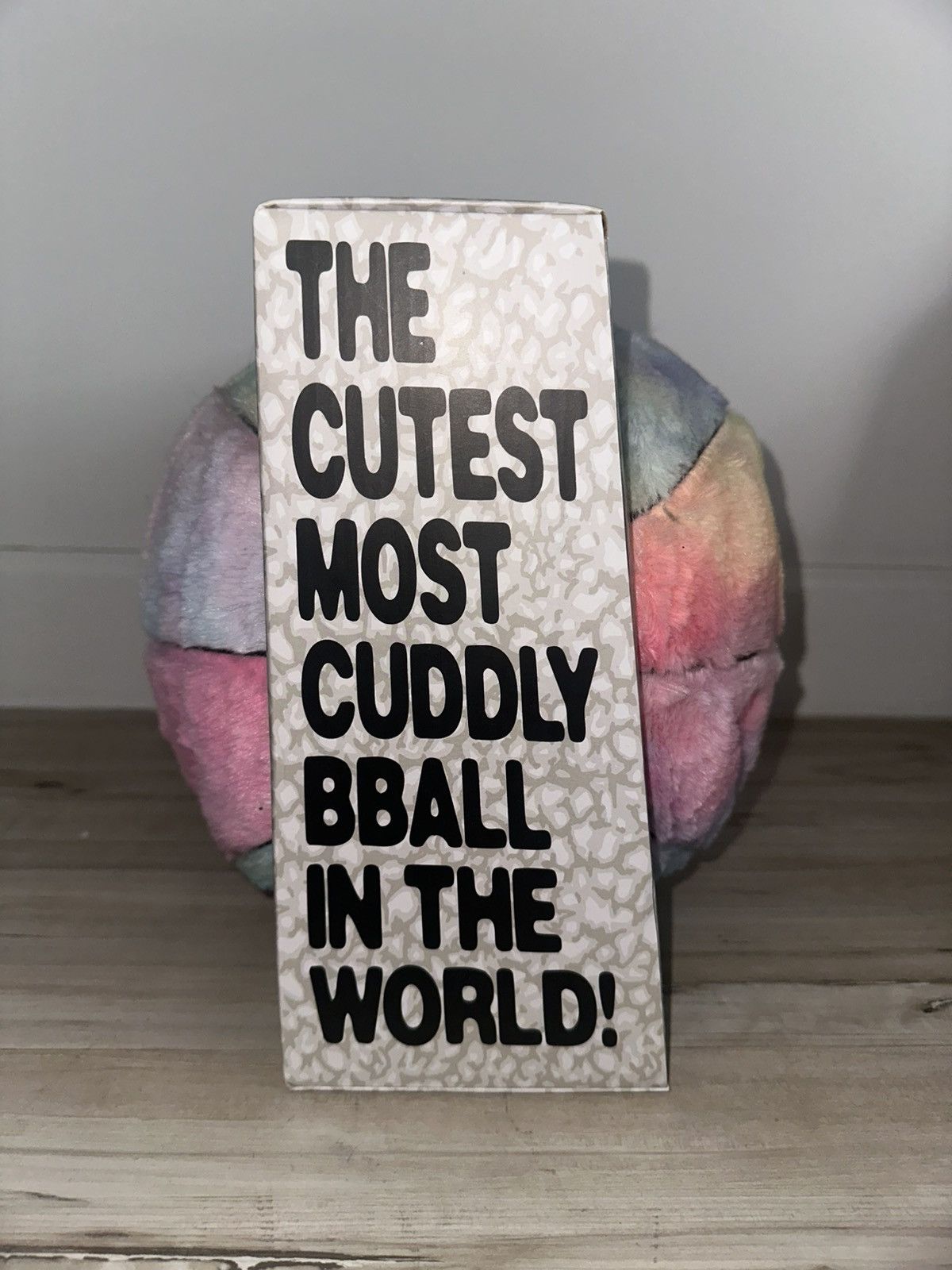 Market MARKET x Smiley Soft Plush Basketball - Brand New In Box Size ONE SIZE - 3 Thumbnail