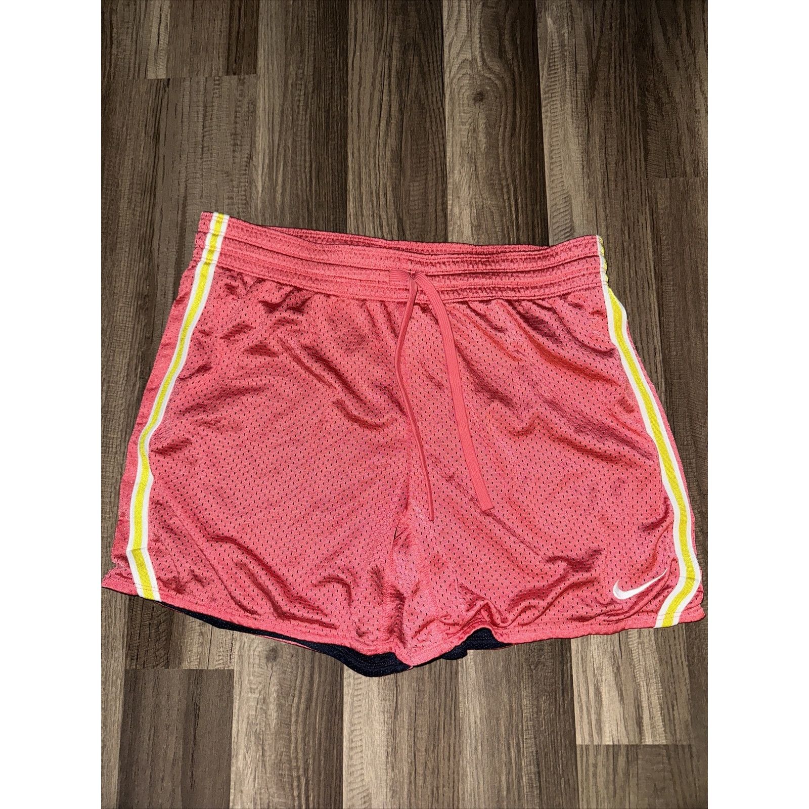 Nike Women’s Nike Running Shorts Pink Small. 30in Waist Size 30" / US 8 / IT 44 - 1 Thumbnail