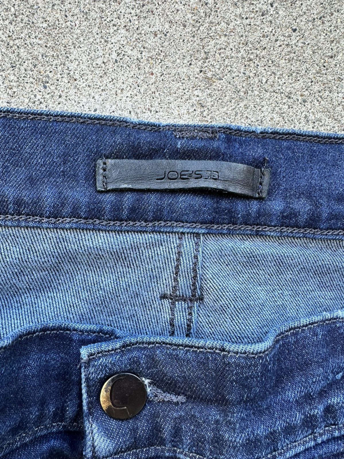 Joe's Joes Jeans Men Size 42x30 Classic Straight Leg Stretch Denim Size US 42 / EU 58 - 4 Thumbnail