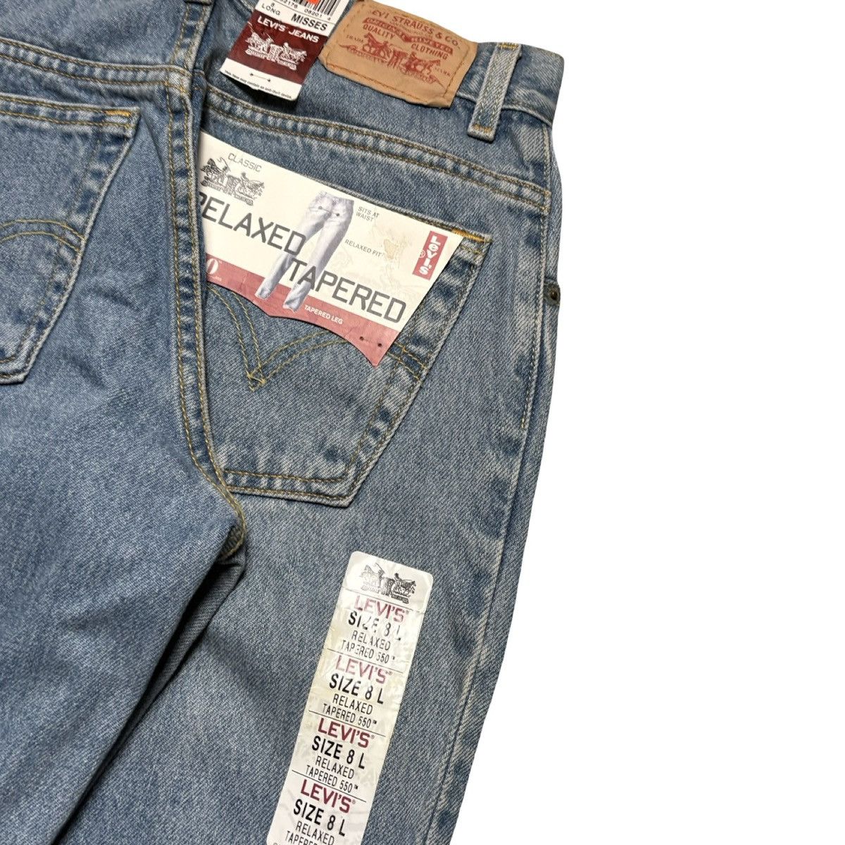 Levi's Vintage Y2K Levi's 550 Relaxed Tapered Light Wash Jeans Size 28" / US 6 / IT 42 - 2 Thumbnail