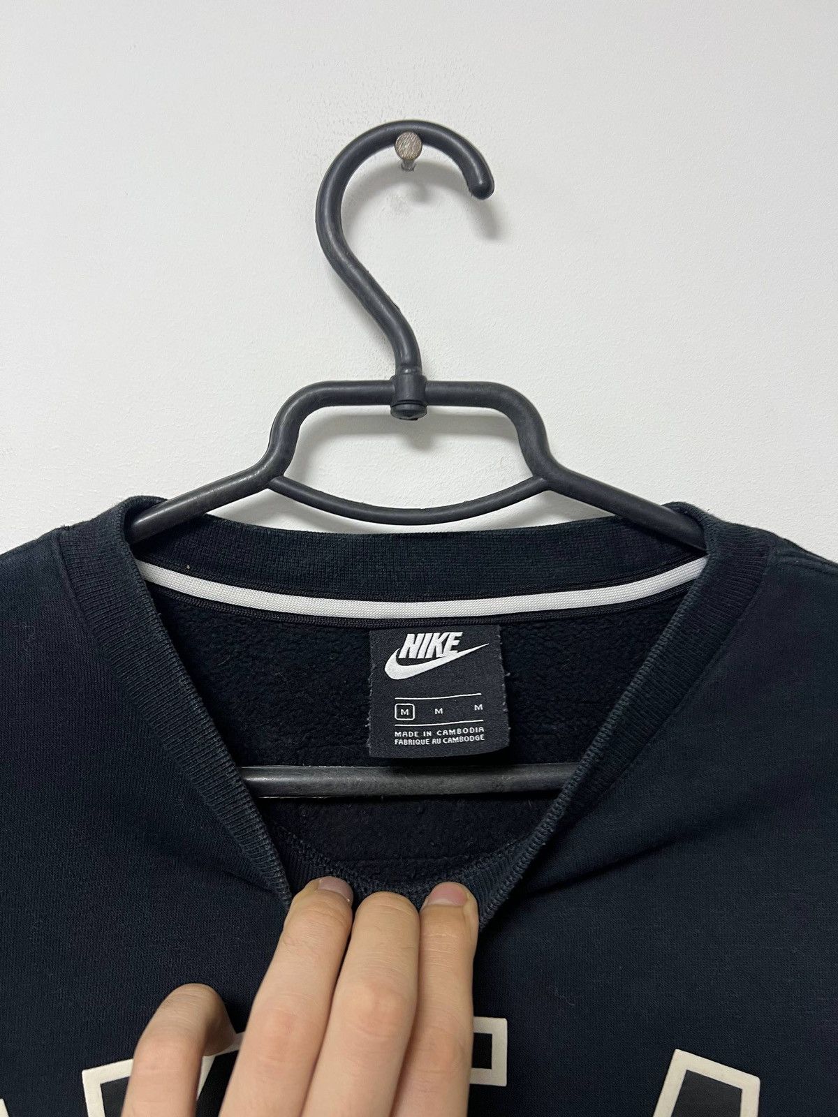 Nike Vintage Nike Air Sweatshirt Hoodie Athletic Black Mens M Size US M / EU 48-50 / 2 - 7 Thumbnail