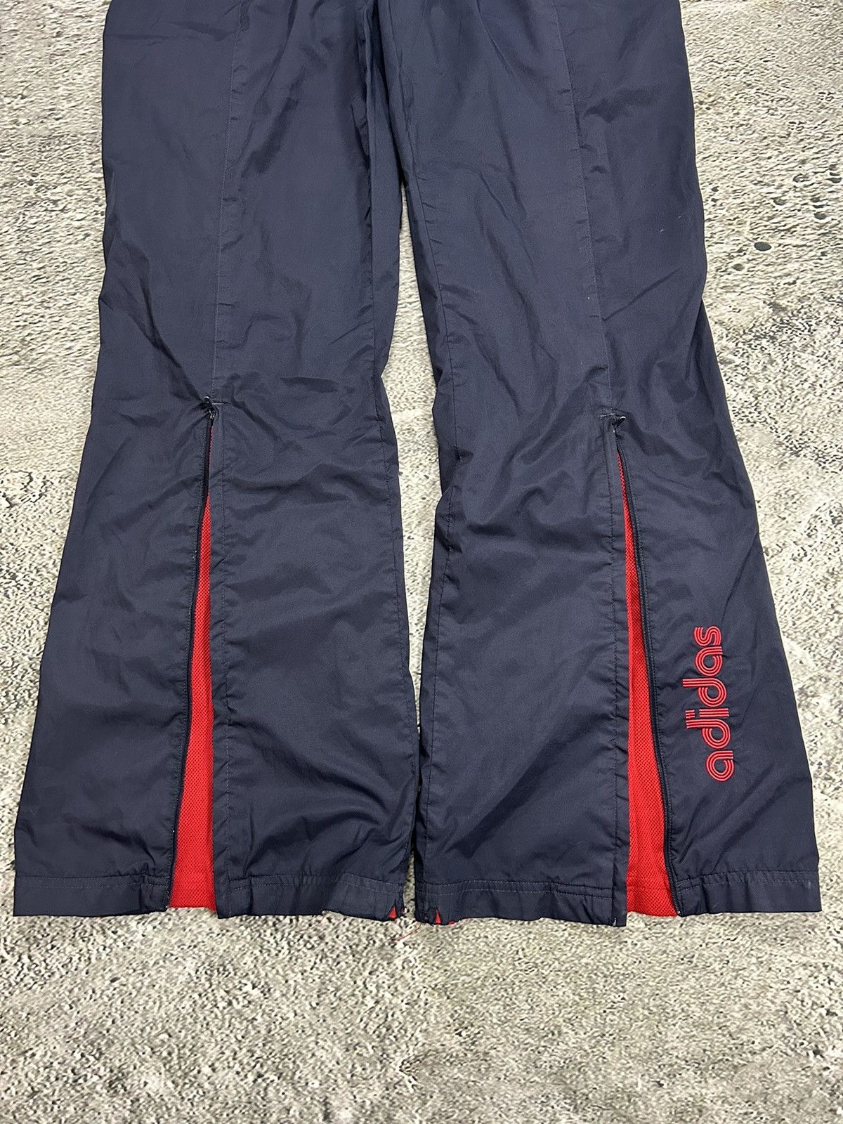 Adidas Adidas vintage navy red nylon track pants bootcut 2000s Size US 32 / EU 48 - 4 Thumbnail