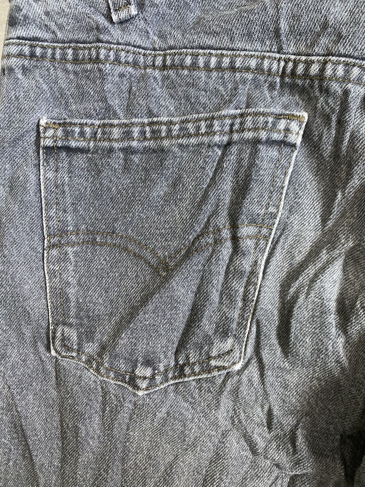 Levi's VINTAGE LEVIS 40505 USA Size US 32 / EU 48 - 14 Thumbnail