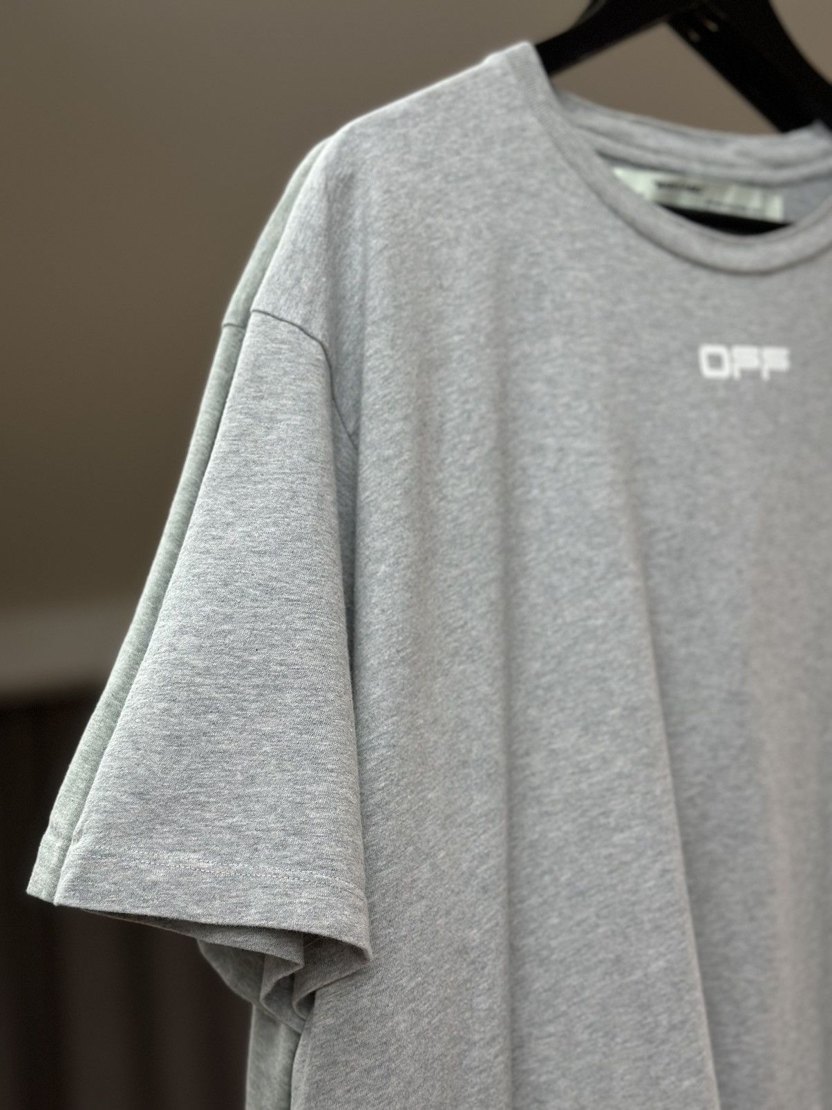 Off-White Vintage Off-White Cabin Baggage Arrows Tee Y2k Size US L / EU 52-54 / 3 - 6 Thumbnail