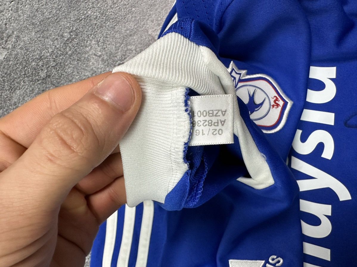 Adidas Cardiff City Soccer Jersey Football 2015/16 with autographs Size US S / EU 44-46 / 1 - 11 Thumbnail