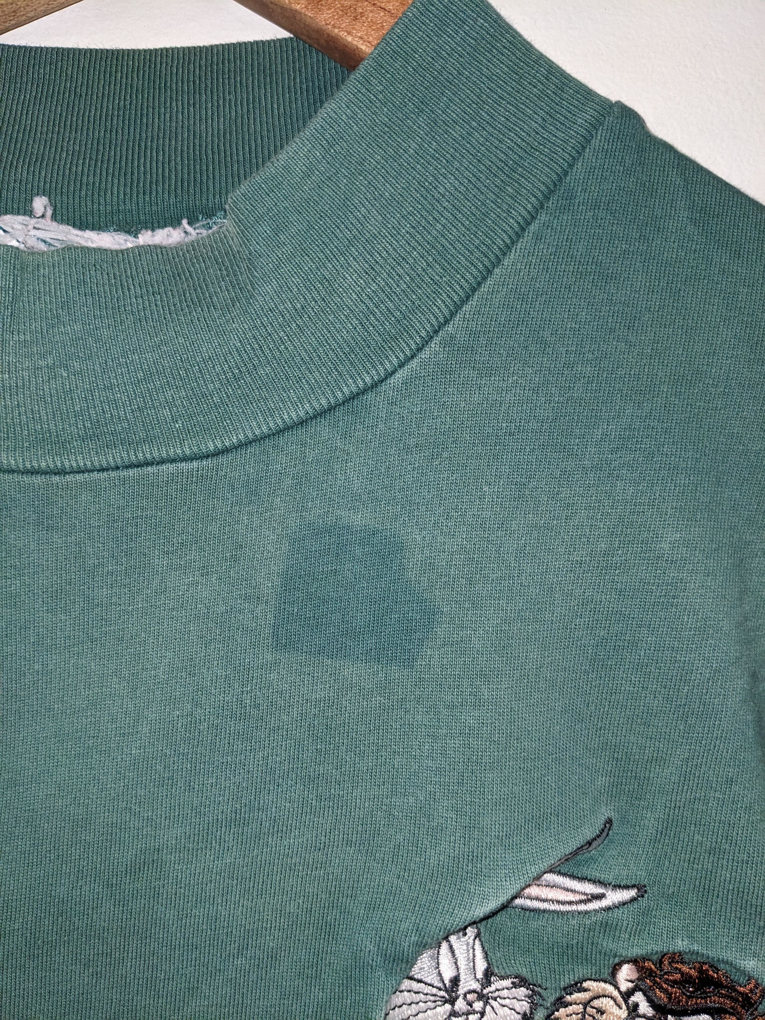 Cartoon Network × Vintage Vintage 90s Looney Tunes Bugs Bunny and Taz Turtle Neck Size US L / EU 52-54 / 3 - 5 Thumbnail