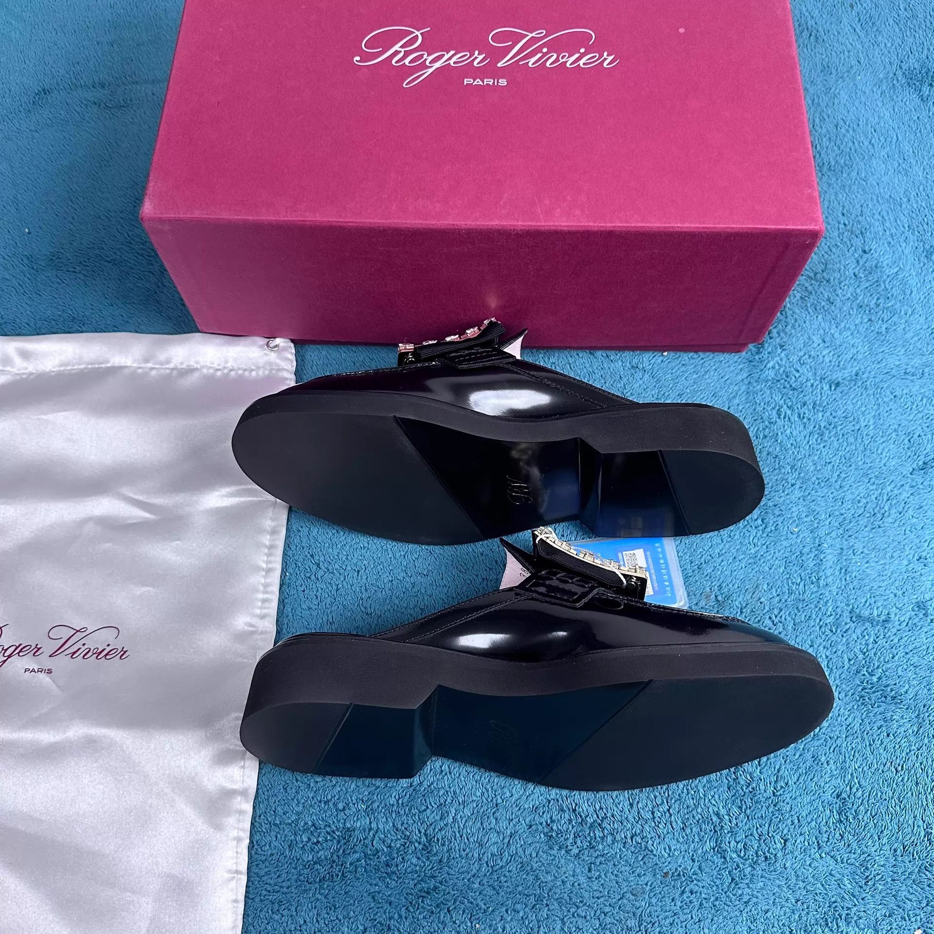 Roger Vivier RV Patent Leather Crystal Buckle Mule Black Size US 8 / IT 38 - 3 Thumbnail