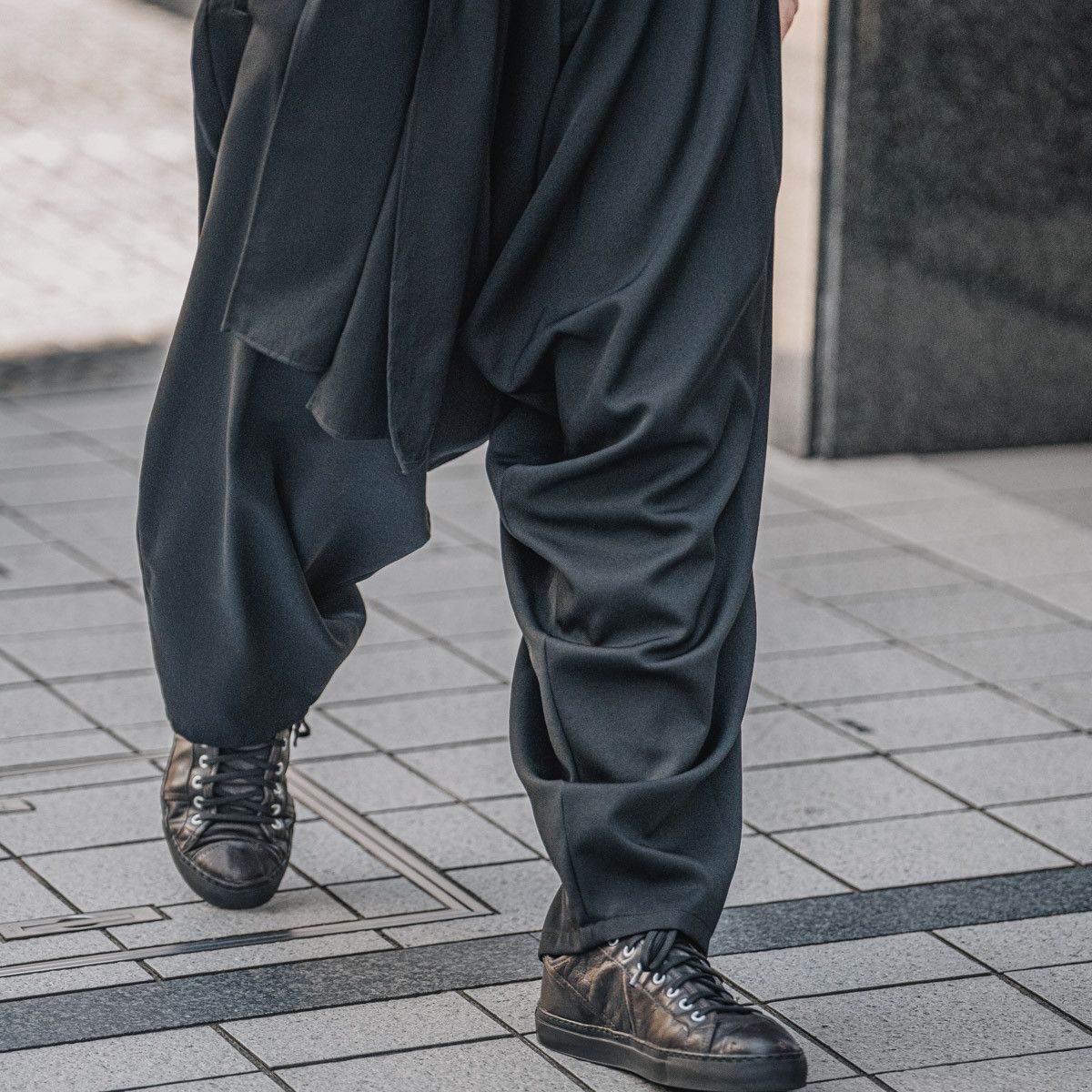 Yohji Yamamoto Yohji Yamamoto Pour Homme - W/Gabardine Tie Drape Pants Size US 30 / EU 46 - 15 Thumbnail