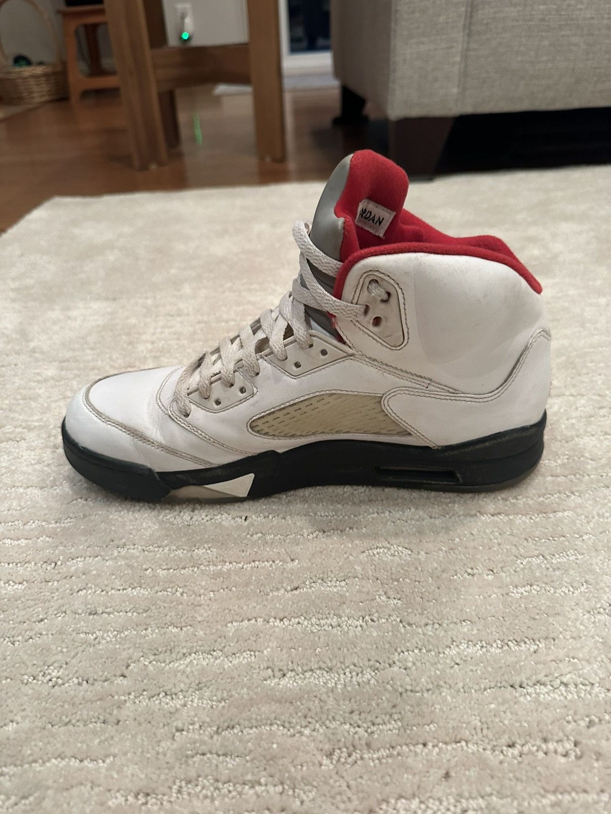 Nike Air Jordan Retro 5 Fire Red Size US 10 / EU 43 - 4 Thumbnail