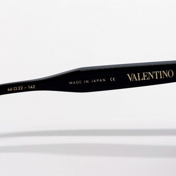 Valentino NEW VALENTINO SUNGLASSES VLS-132A BLACK/GRAY MEN ROUND EYEWE Size ONE SIZE - 8 Thumbnail