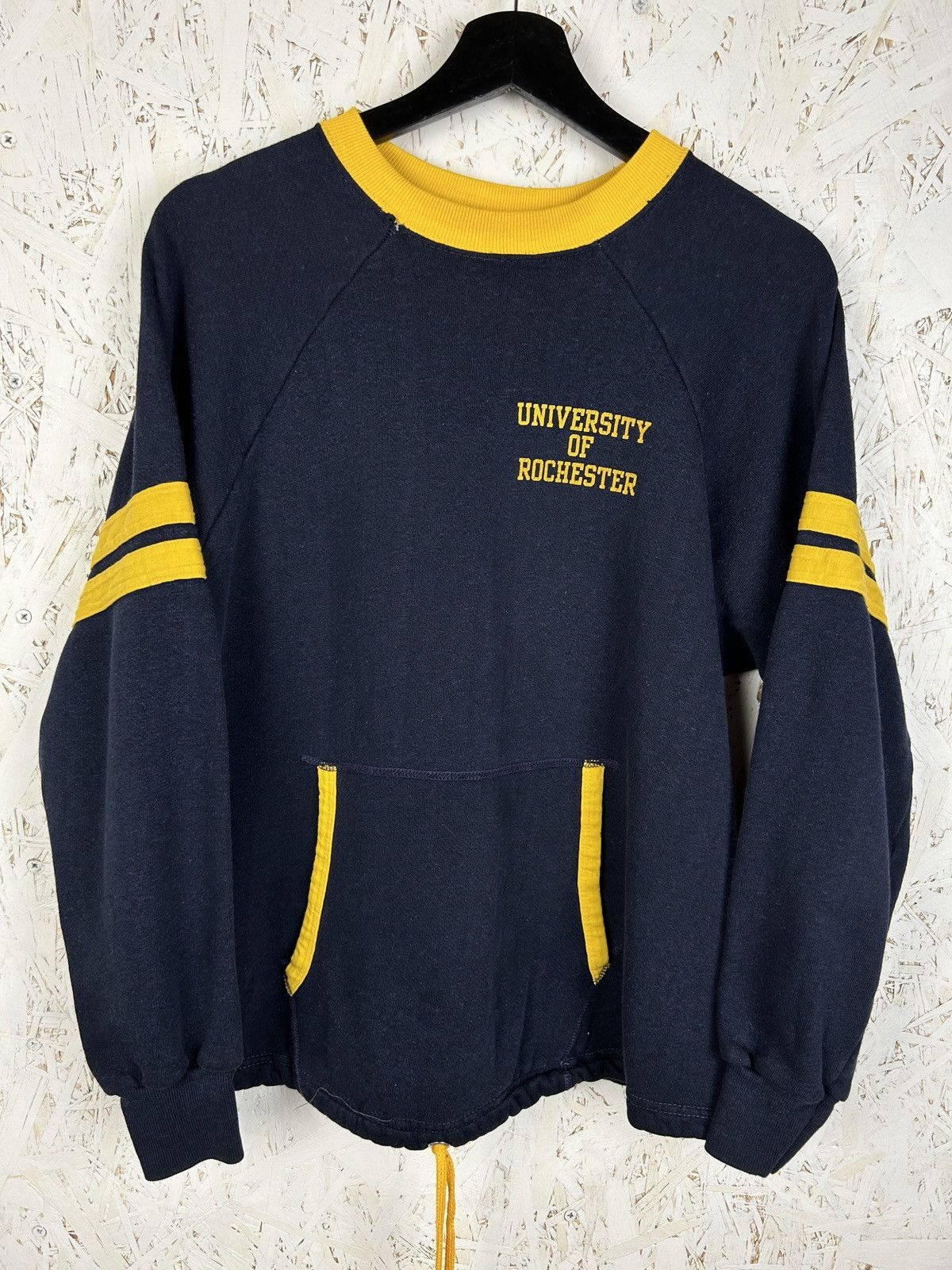 Velva Sheen 70s Vintage Veiva Sheen University Of Rochester Sweatshirt Size US M / EU 48-50 / 2 - 1 Thumbnail