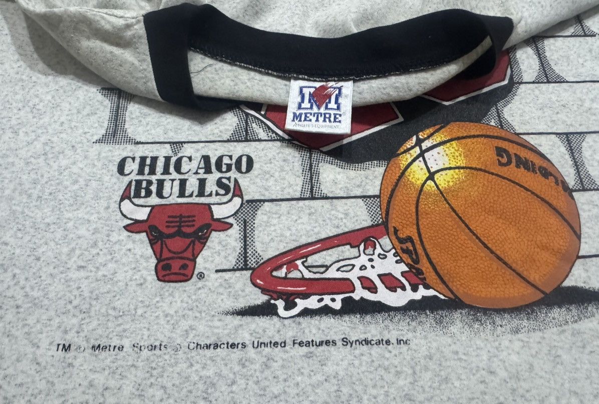 NBA × Vintage Vintage 90’s Chicago Bull Tee Size US L / EU 52-54 / 3 - 6 Thumbnail