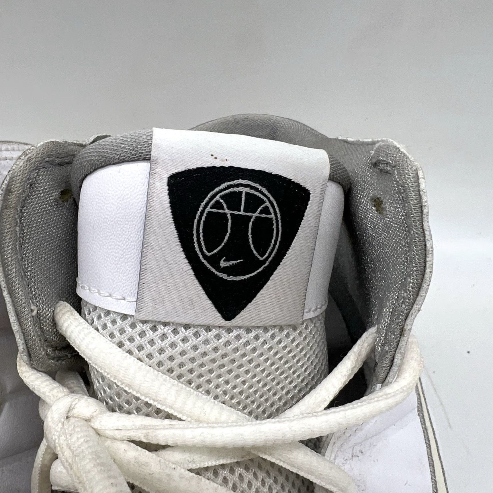 Nike NIKE Dream Basketball High Top Sneakers Men Size 11 US White Athletic Shoes Size US L / EU 52-54 / 3 - 5 Thumbnail