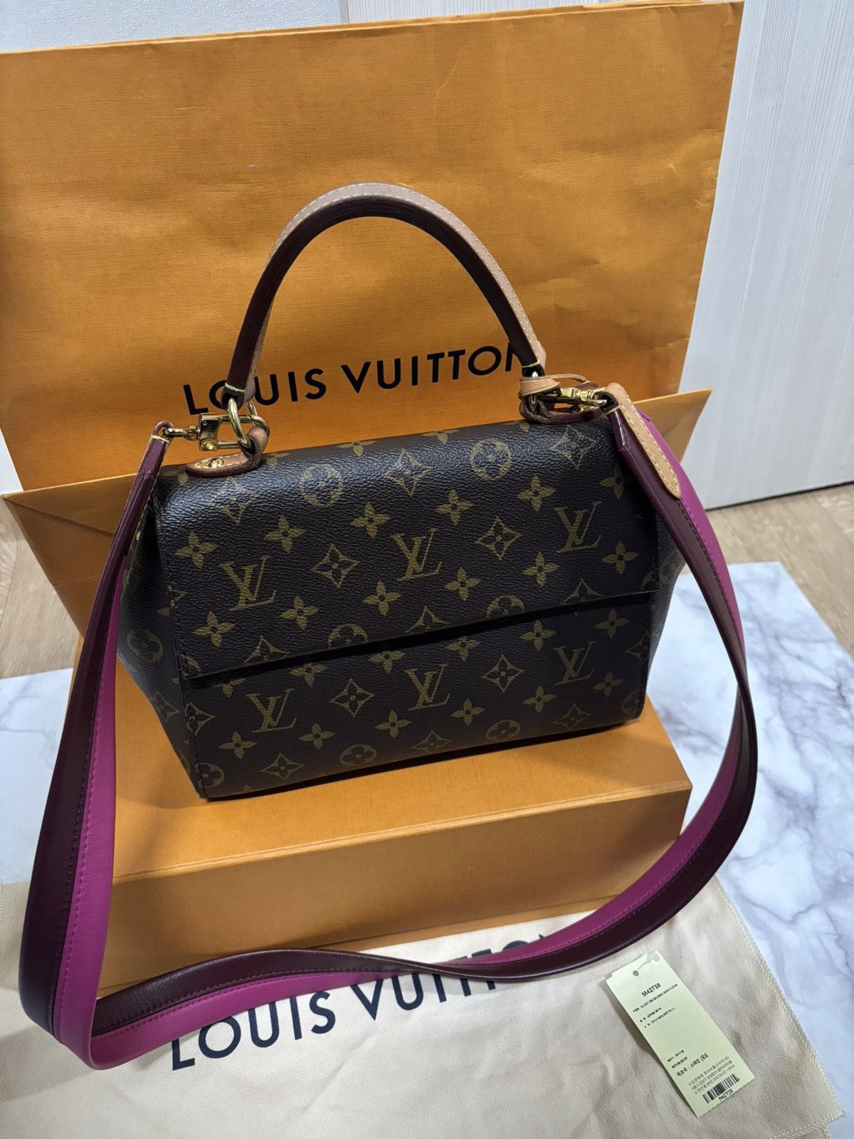 Louis Vuitton Louis Vuitton Cluny BB Shoulder Bag Size ONE SIZE - 2 Thumbnail