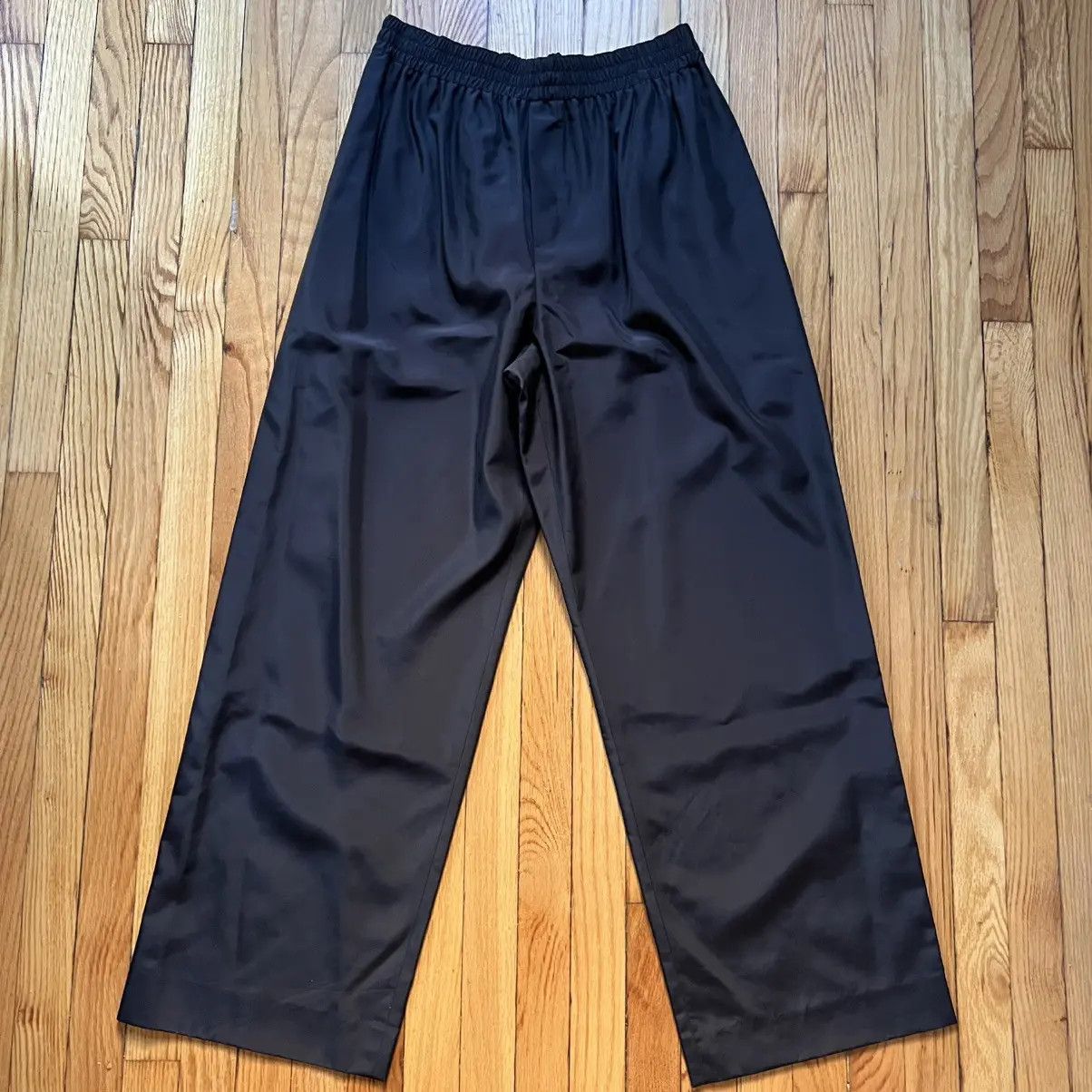 The Row The Row Black Davide Trousers in Polyamide & Silk Size US 33 - 1 Thumbnail