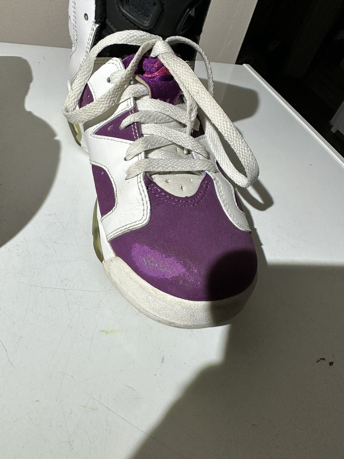 Jordan Brand Jordan 6 Retro Grape (GS) Size US 7 / EU 40 - 8 Thumbnail