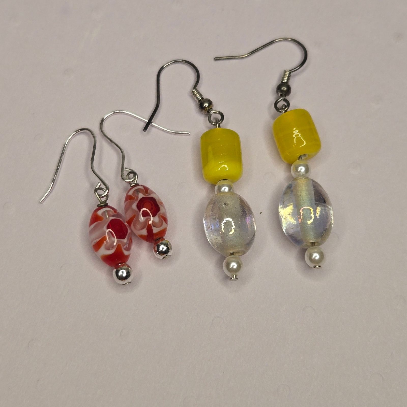 Vintage Artisan Handmade Earrings Yellow Iridescent Red Floral Boho Size ONE SIZE - 7 Thumbnail