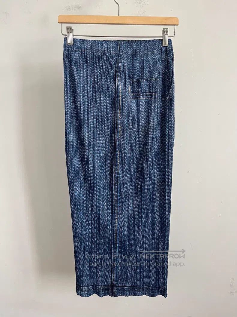 Issey Miyake Issey Miyake Snowflake Denim Midi Skirt Size 25" / US 0 / IT 36 - 2 Thumbnail