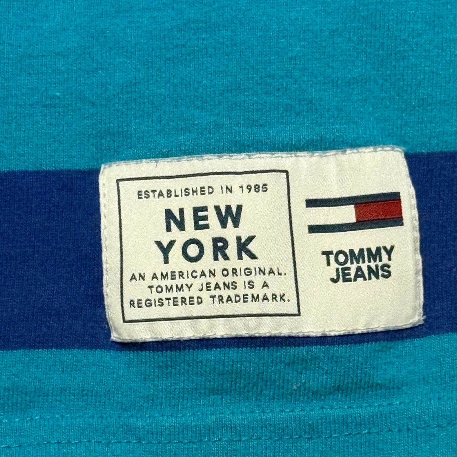 Tommy Hilfiger Tommy Jeans Tommy Hilfiger Tee XL Striped “Blue and Surf” Size US XL / EU 56 / 4 - 2 Thumbnail