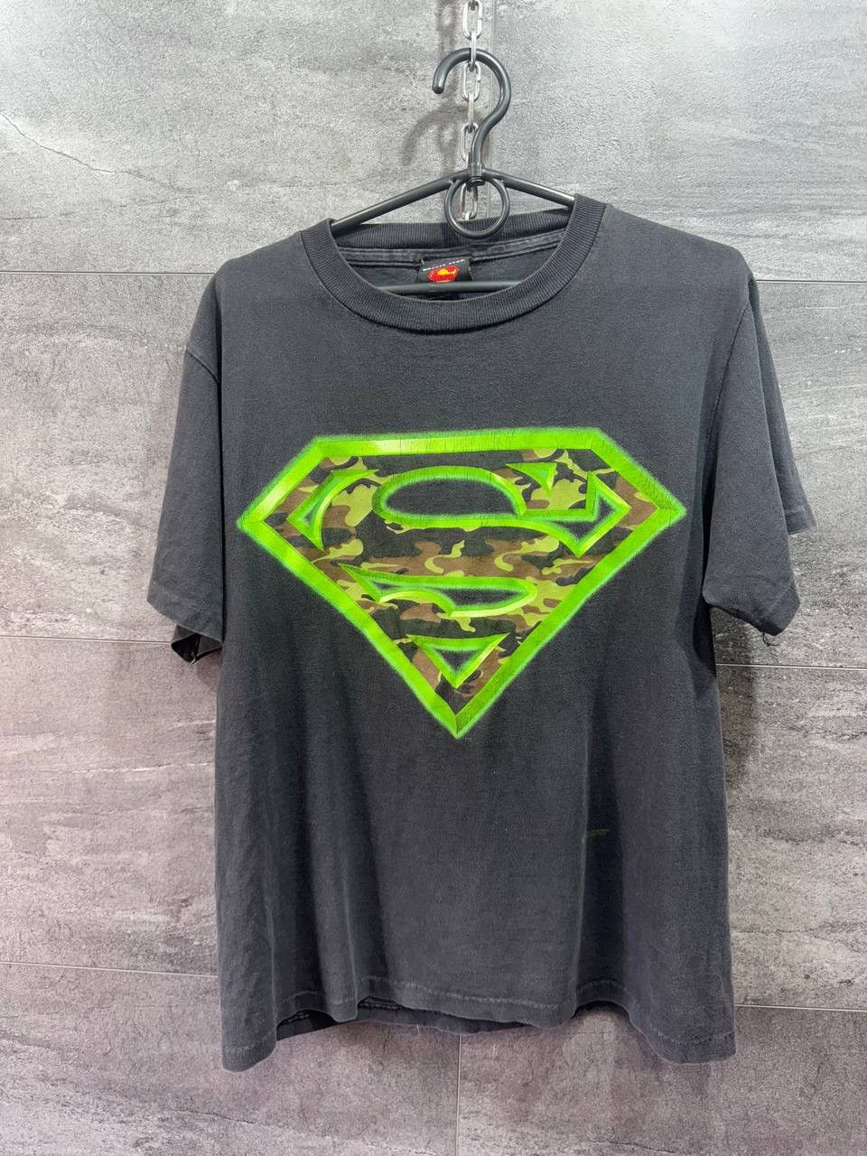 DC Comics × Vintage Vintage DC Comics Shirt Superman 1998 Size US L / EU 52-54 / 3 - 1 Thumbnail