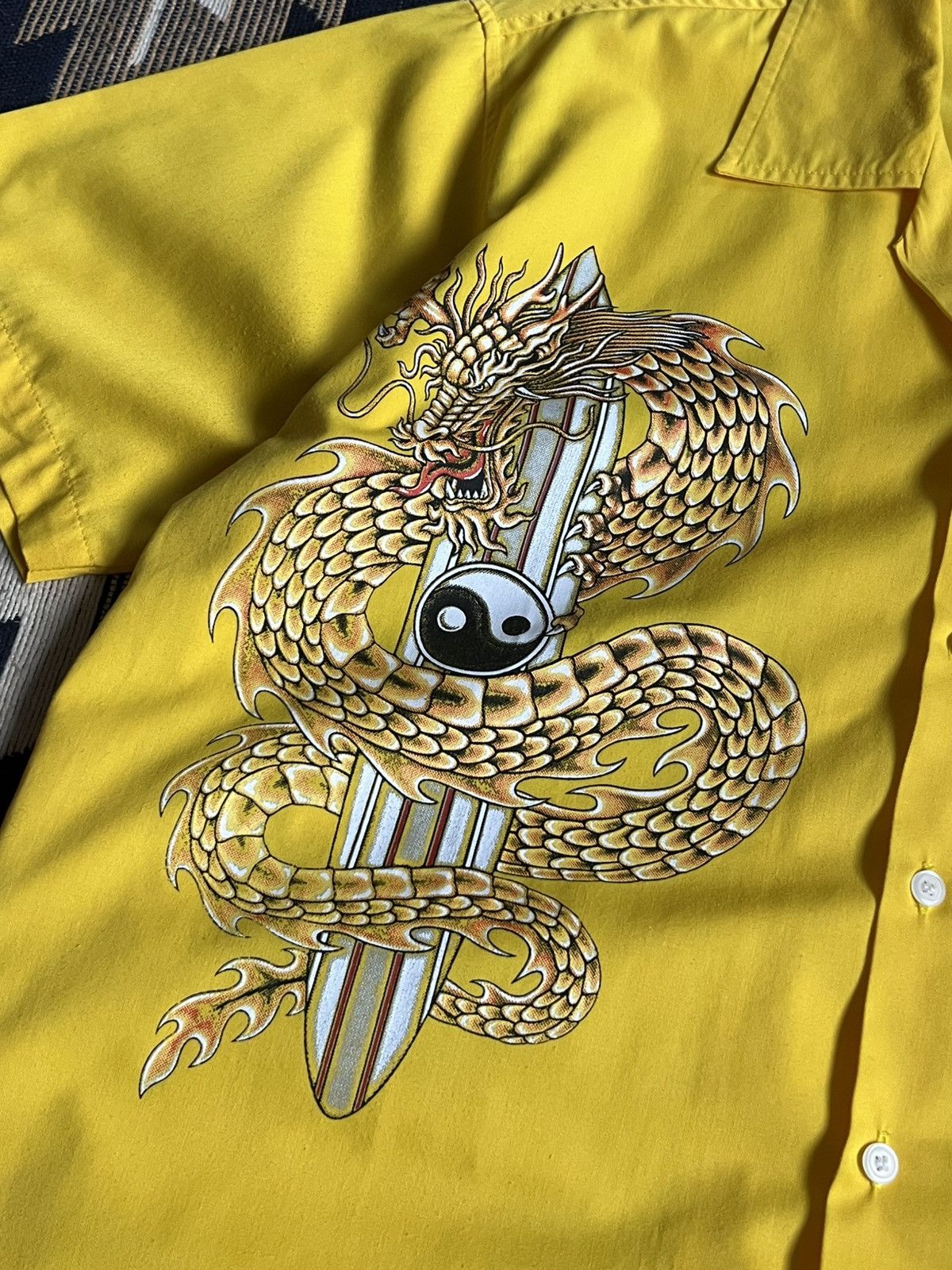 Ecko Unltd. Eckō Unltd. Vintage Dragon Japan Print Short Sleeve Shirt Size US XL / EU 56 / 4 - 7 Thumbnail