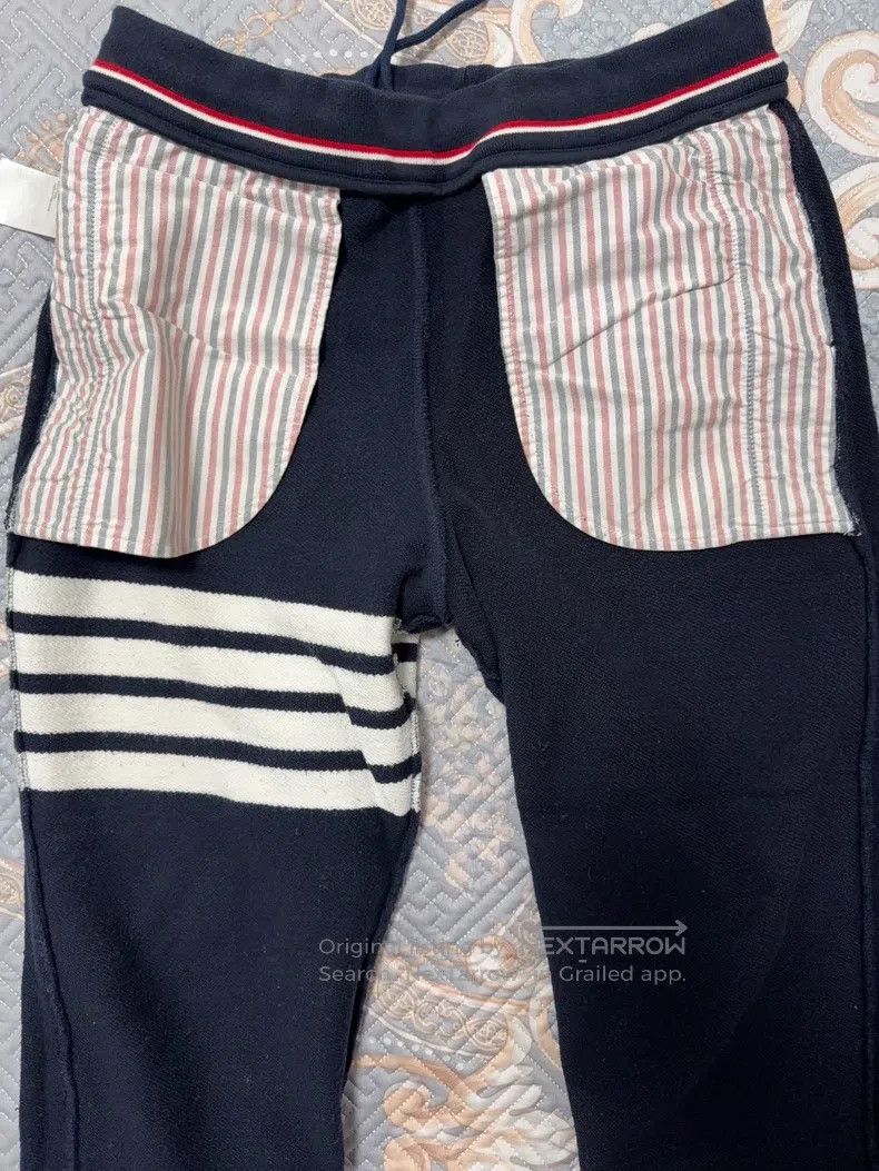 Thom Browne Thom Browne size S Old money four stripes tied casual pants Size US 38 / EU 54 - 6 Thumbnail