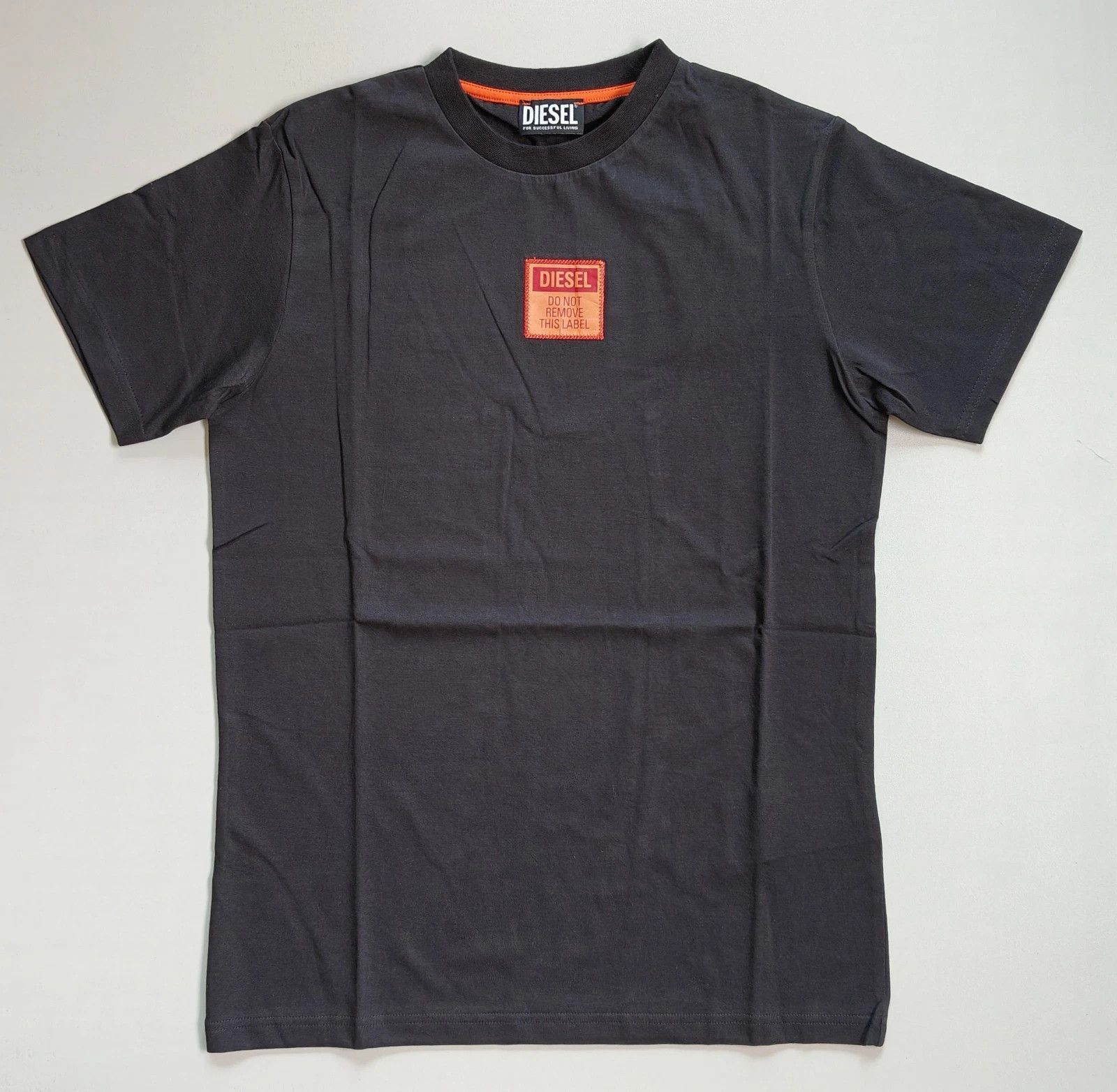 Diesel DIESEL Black T-Shirt With Logo Patch T 4119 Size US XS / EU 42 / 0 - 2 Thumbnail
