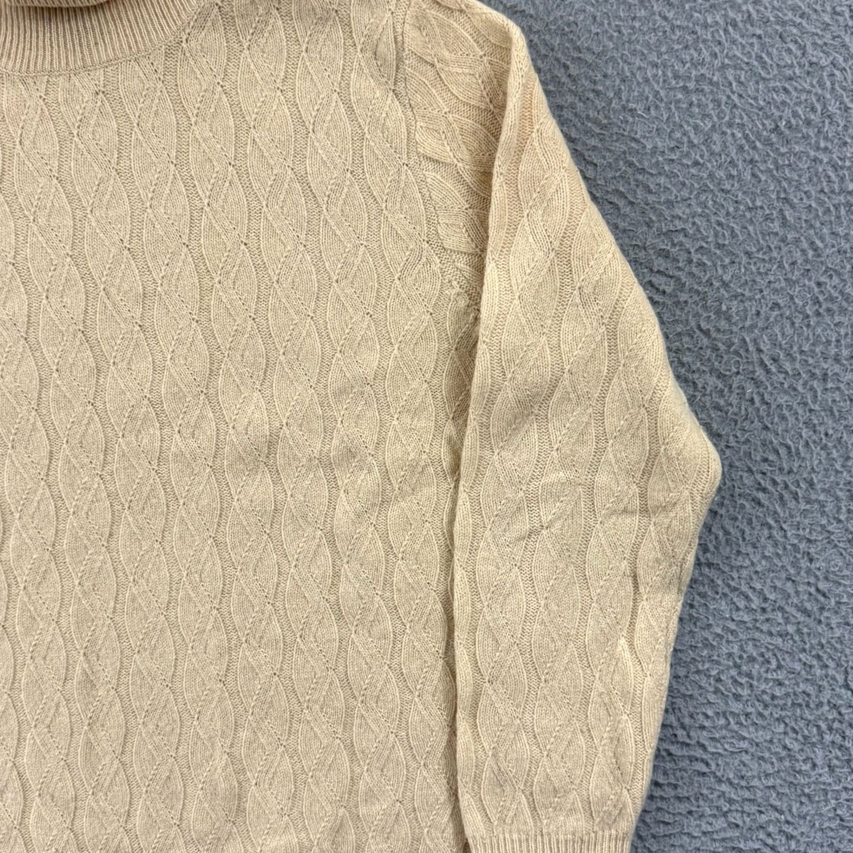 Ann Taylor Ann Taylor Turtleneck Sweater Womens L Yellow Cable Knit Lambswool Long Sleeve Size L / US 10 / IT 46 - 5 Thumbnail