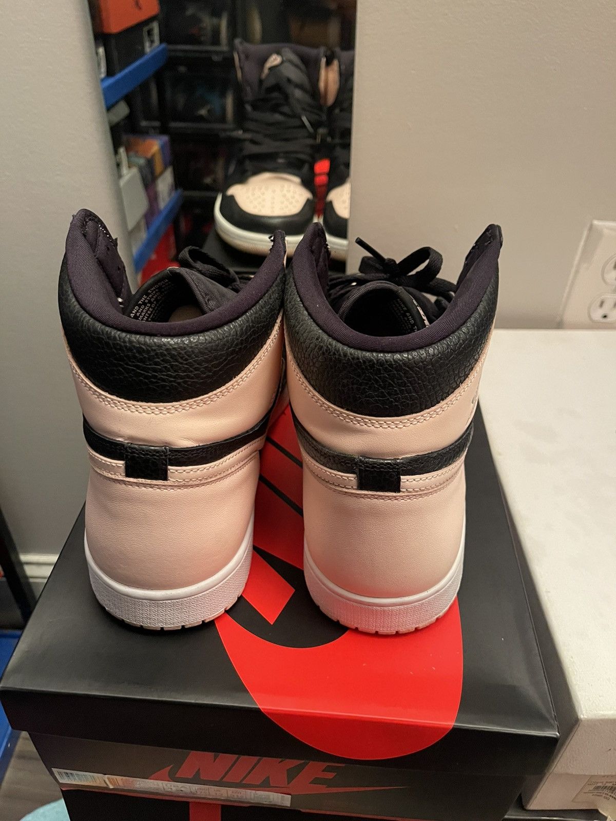 Jordan Brand Jordan 1 Crimson Tint Size US 13 / EU 46 - 5 Thumbnail