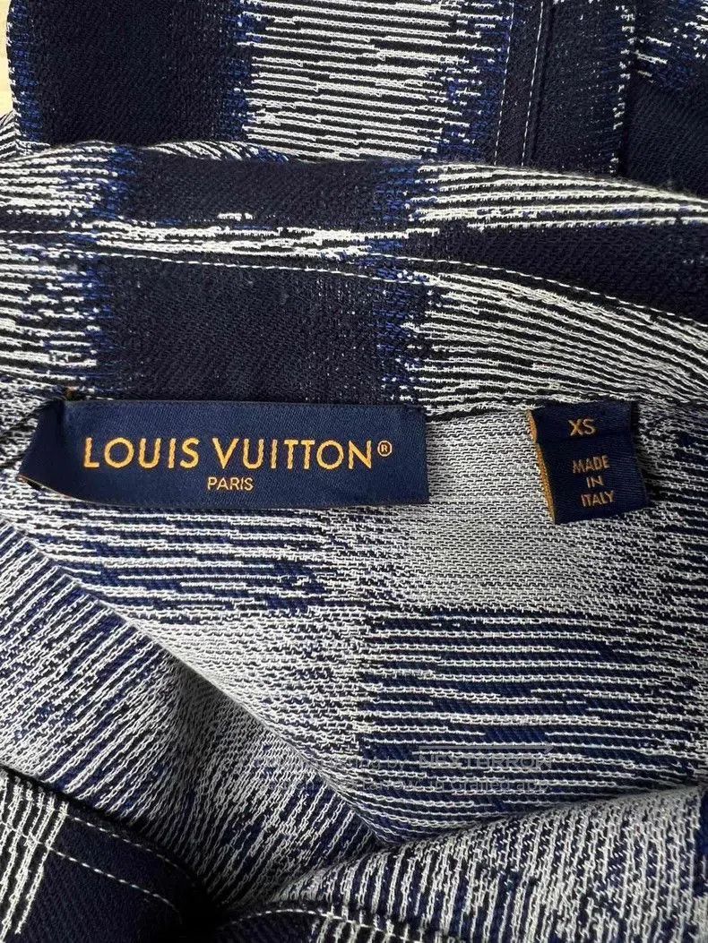 Louis Vuitton LOUIS VUITTON Wool Check Shirt Jacket. Size US XS / EU 42 / 0 - 4 Thumbnail