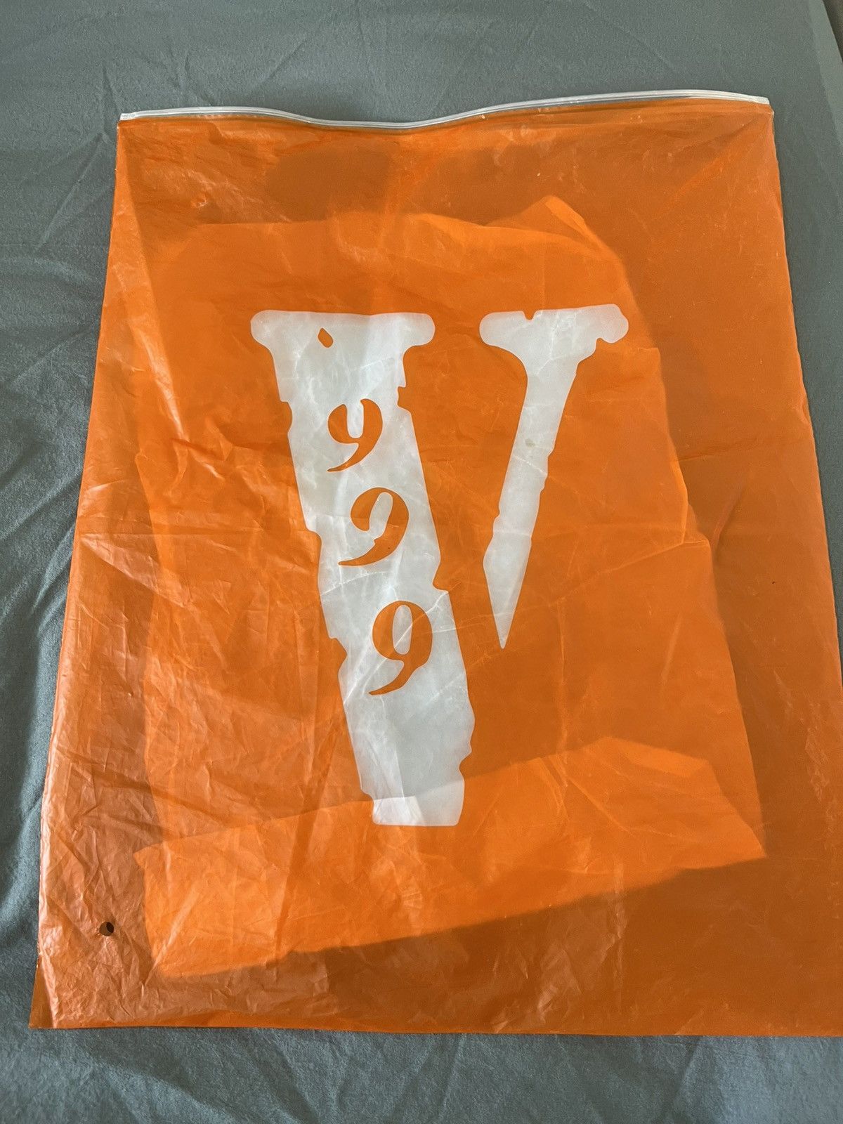 999 Club × Vlone VLONE X JUICE WRLD 999 Size US XL / EU 56 / 4 - 6 Thumbnail