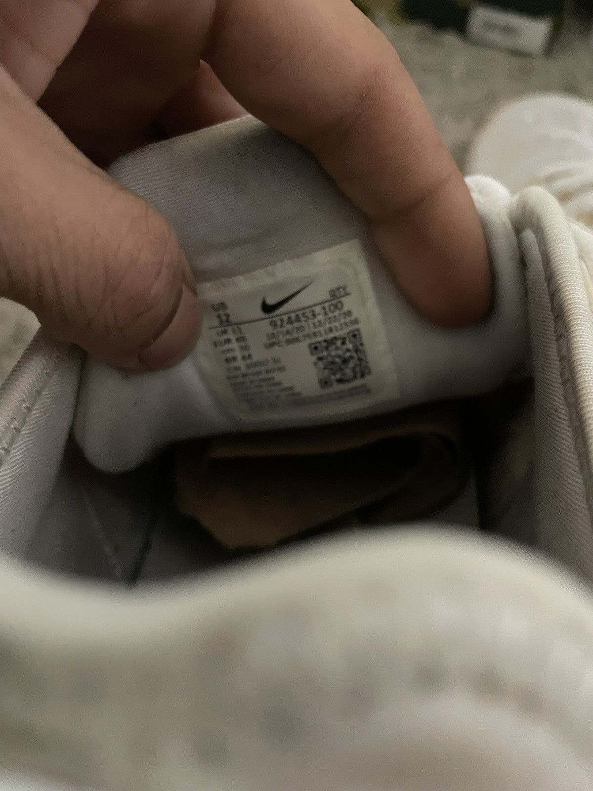 Nike Nike Air VaporMax Triple White Size US 12 / EU 45 - 8 Thumbnail